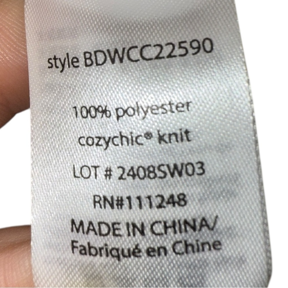 See clip 😍 New Barefoot Dreams Cozychic Button Placket Pullover. NWOT - Picture 16 of 17